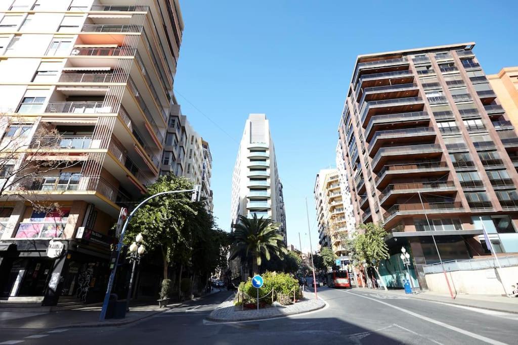 Beferent Plaza San Cristobal Apartment Alicante Exterior foto